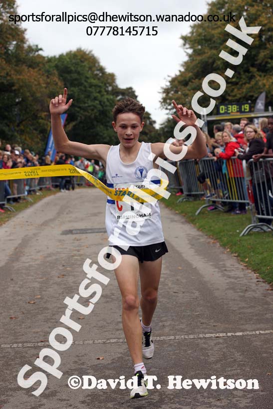 Boys under-15s ERRA Road Relays, Sutton Coldifield, Birmingham. Photo: David T. Hewitson/Sports for All Pics